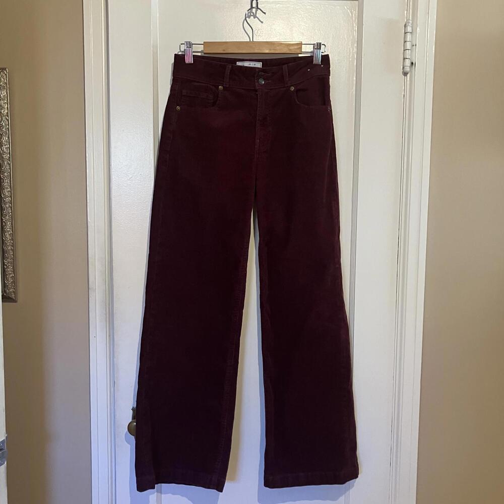 Gap High Stride Wide Leg Corduroy Pants, size 27/4